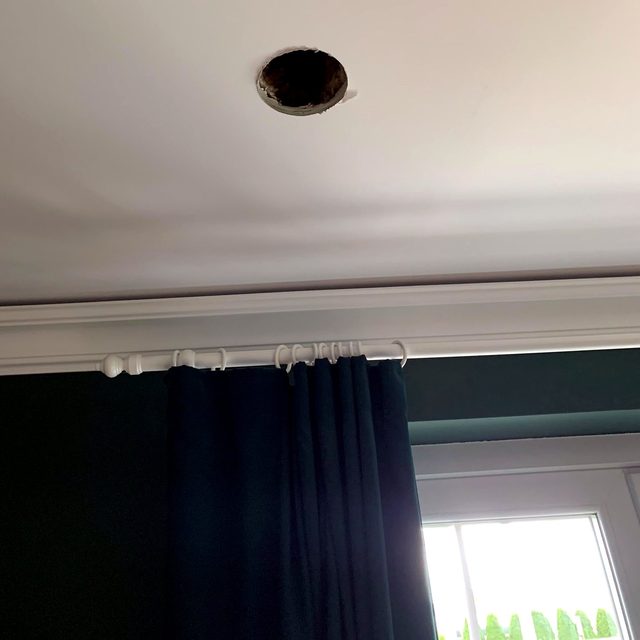Ventilație — Ventilatie gura tavan finisat
