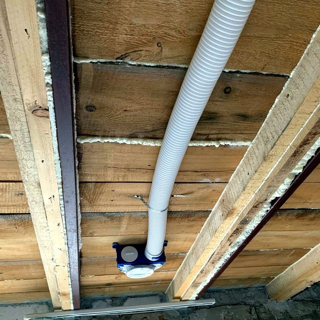 Ventilație — Ventilatie tubulatura tavan