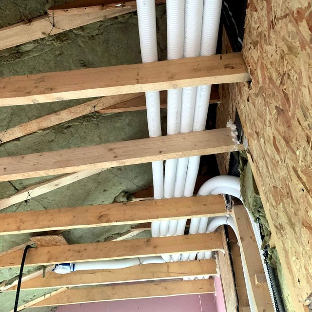 Ventilație — Ventilatie tubulatura tavan